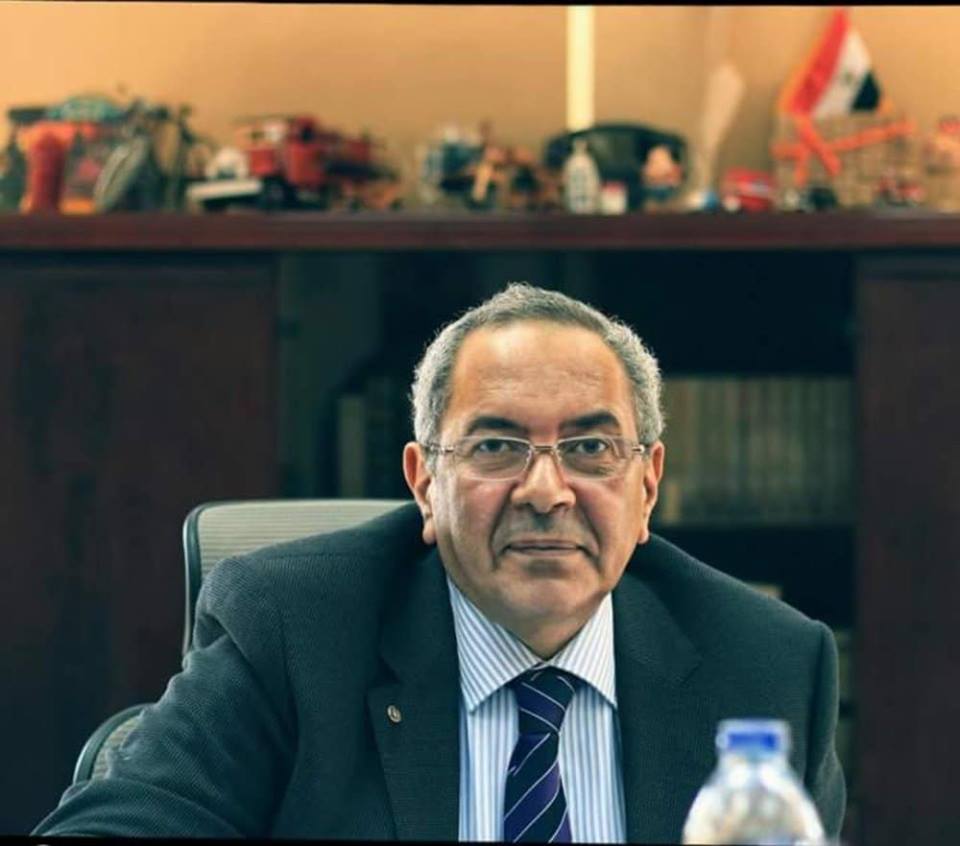الدكتور أسامة عباس الدكتور أسامة عباس