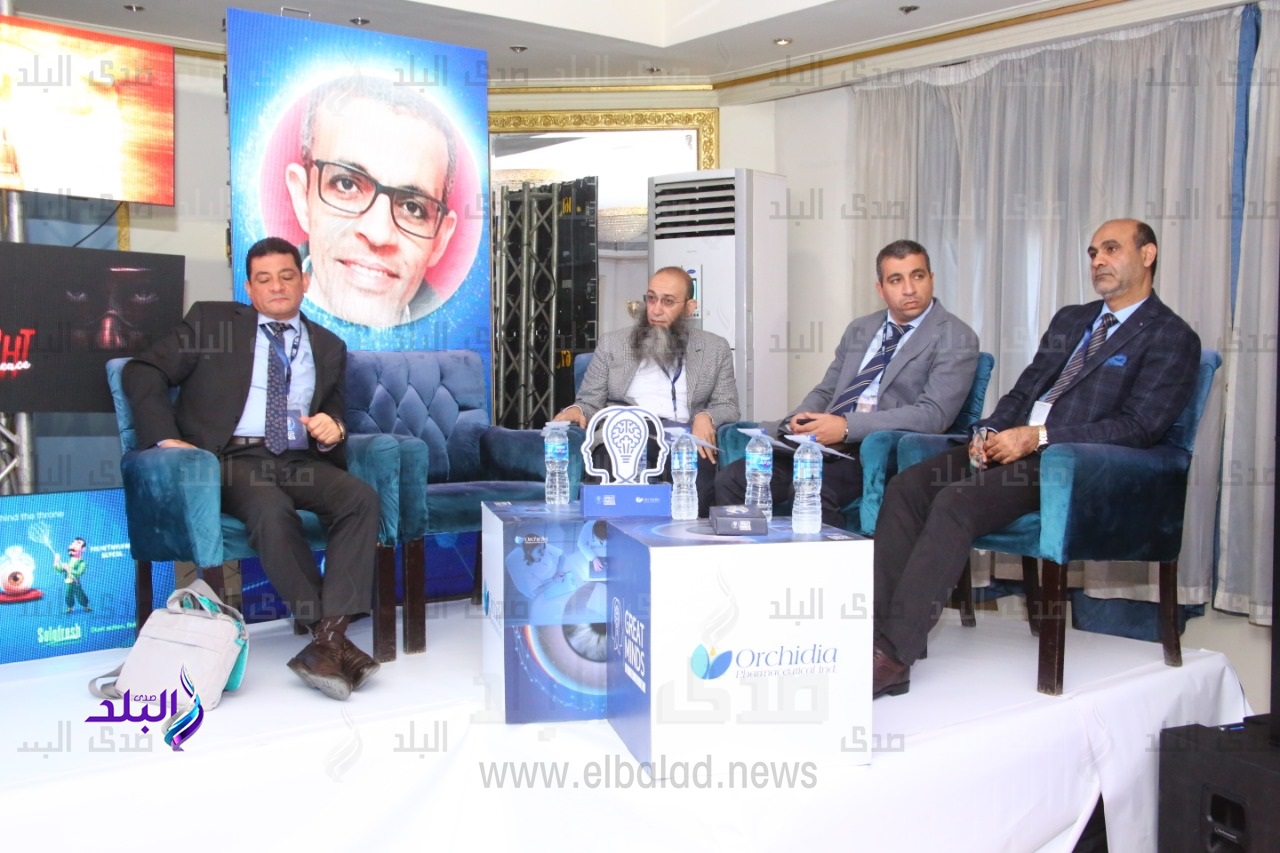 مبادرة عقول عظيمة بالمنيا تؤكد : معايير صناعة الدواء المصرى مبادرة عقول عظيمة بالمنيا تؤكد : معايير صناعة الدواء المصرى