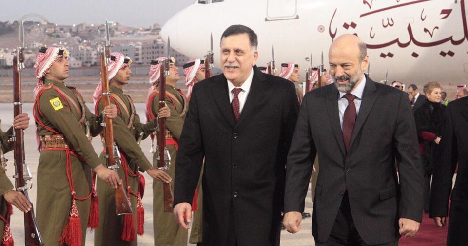 السراج يصل الأردن