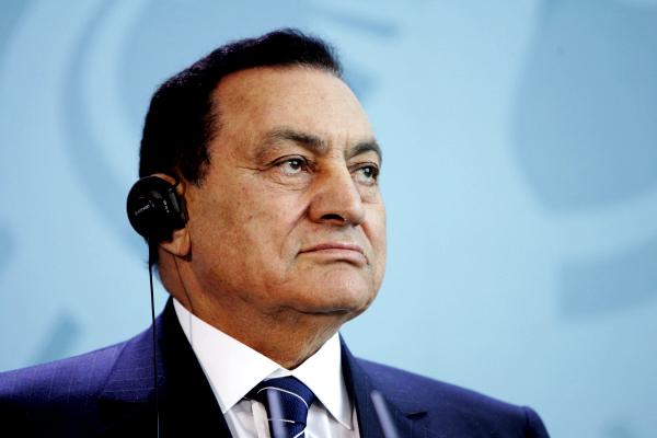 الرئيس الأسبق مبارك 