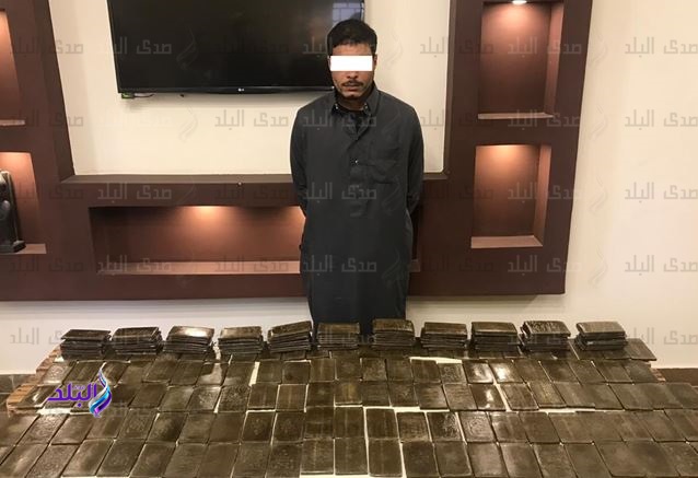 شخص بحوزته 200 طربة حشيش بالاسكندرية شخص بحوزته 200 طربة حشيش بالاسكندرية