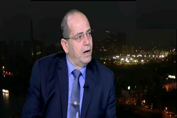 الدكتور أحمد فرحات