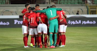 لاعب النادي الأهلي 