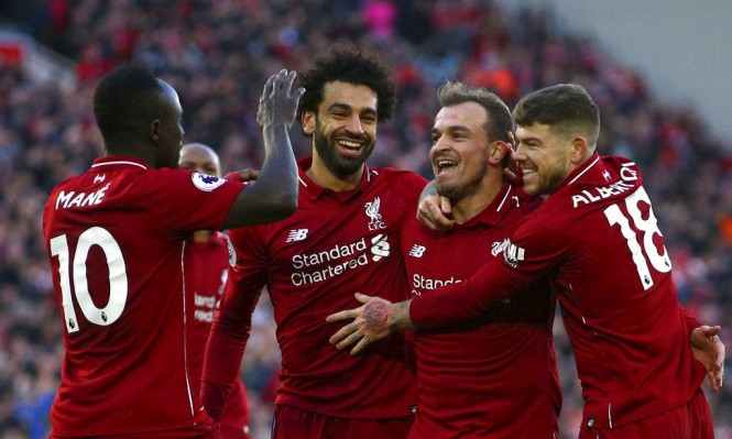 محمد صلاح رفقة لاعبي ليفربول محمد صلاح رفقة لاعبي ليفربول