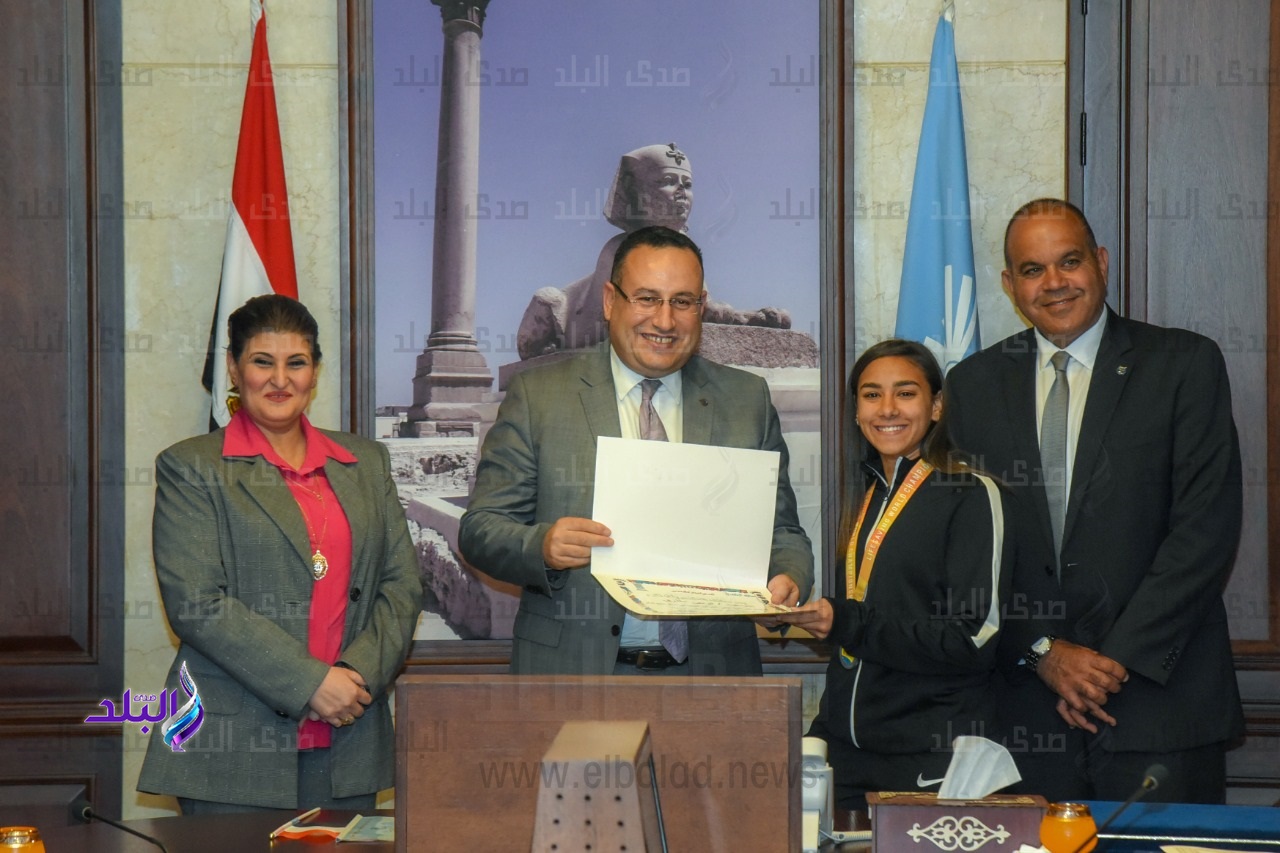 الدكتور عبد العزيز قنصوة محافظ الإسكندرية الدكتور عبد العزيز قنصوة محافظ الإسكندرية