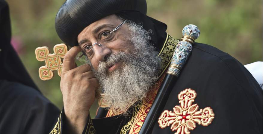 البابا تواضروس ينعي ضحيتي حادث المنيا