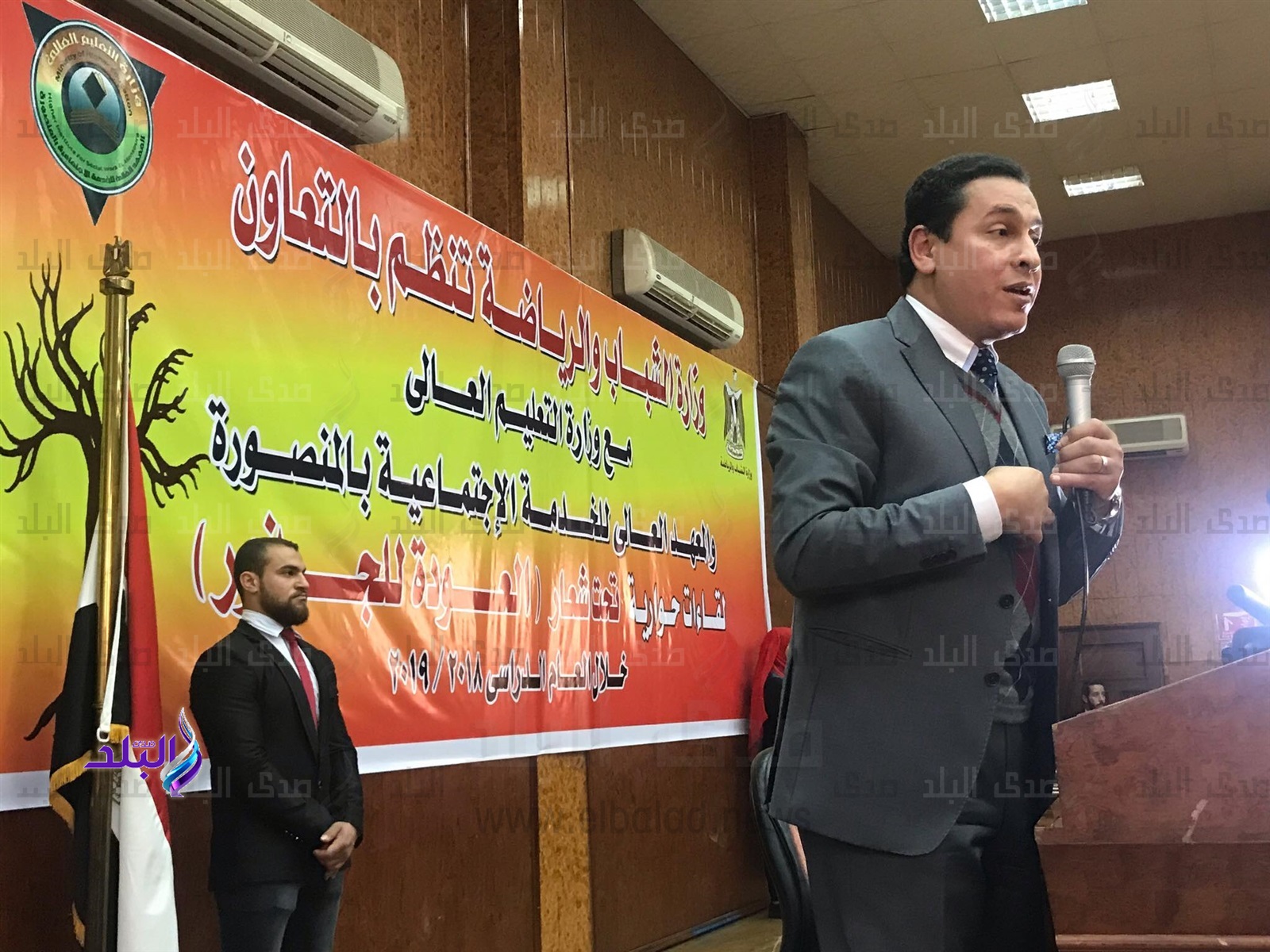 محافظ الشرقية السابق يعلق على المهرجانات الشعبية محافظ الشرقية السابق يعلق على المهرجانات الشعبية
