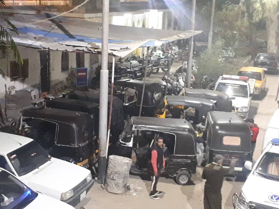 حملات لضبط مركبات التوك توك المخالفة 