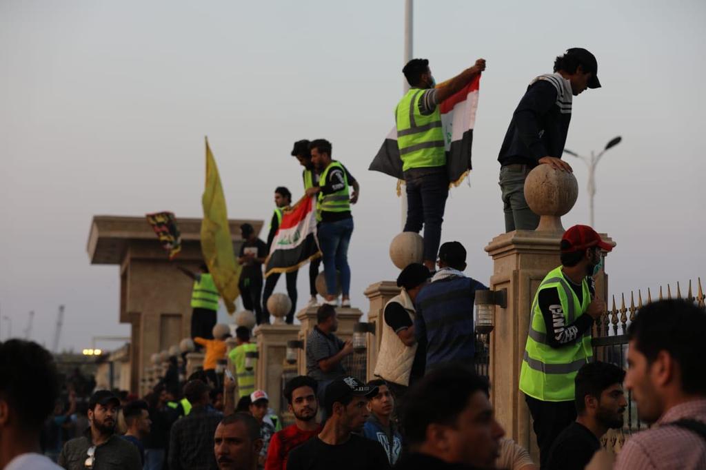 السترات الصفراء تصل إلى العراق السترات الصفراء تصل إلى العراق