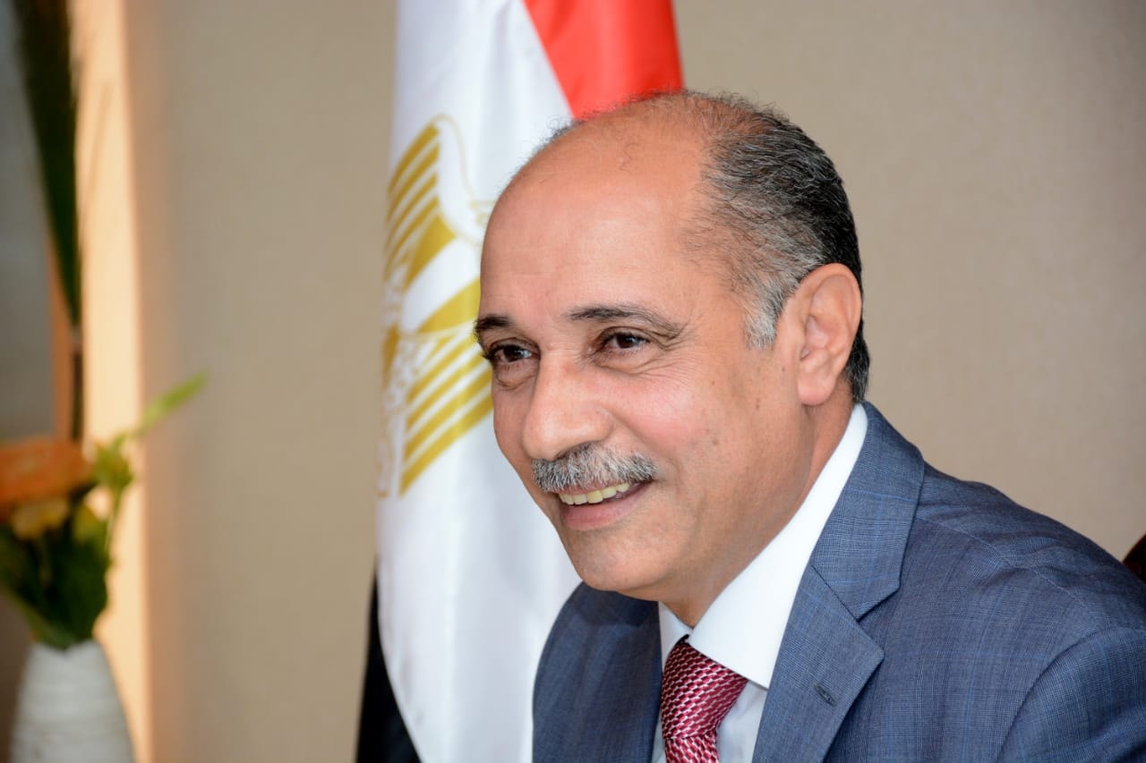 الفريق يونس المصري وزير الطيران المدني الفريق يونس المصري وزير الطيران المدني