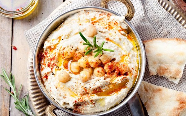 مسبحة الحمص بطحينة مسبحة الحمص بطحينة
