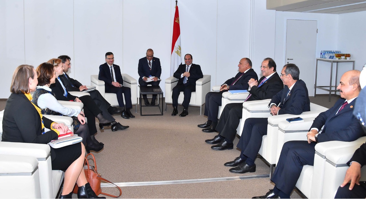 الرئيس عبد الفتاح السيسى الرئيس عبد الفتاح السيسى