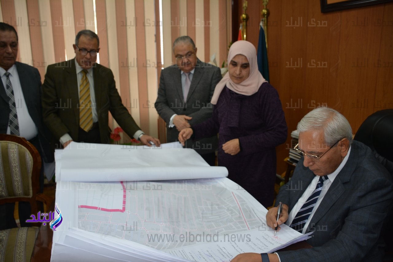 الدكتور كمال شاروبيم محافظ الدقهلية