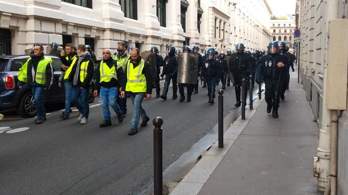 احتجاجات السترات الصفراء في فرنسا