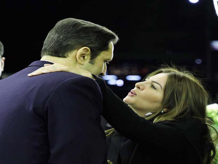 نيفين سعدة ، وعلاء مبارك