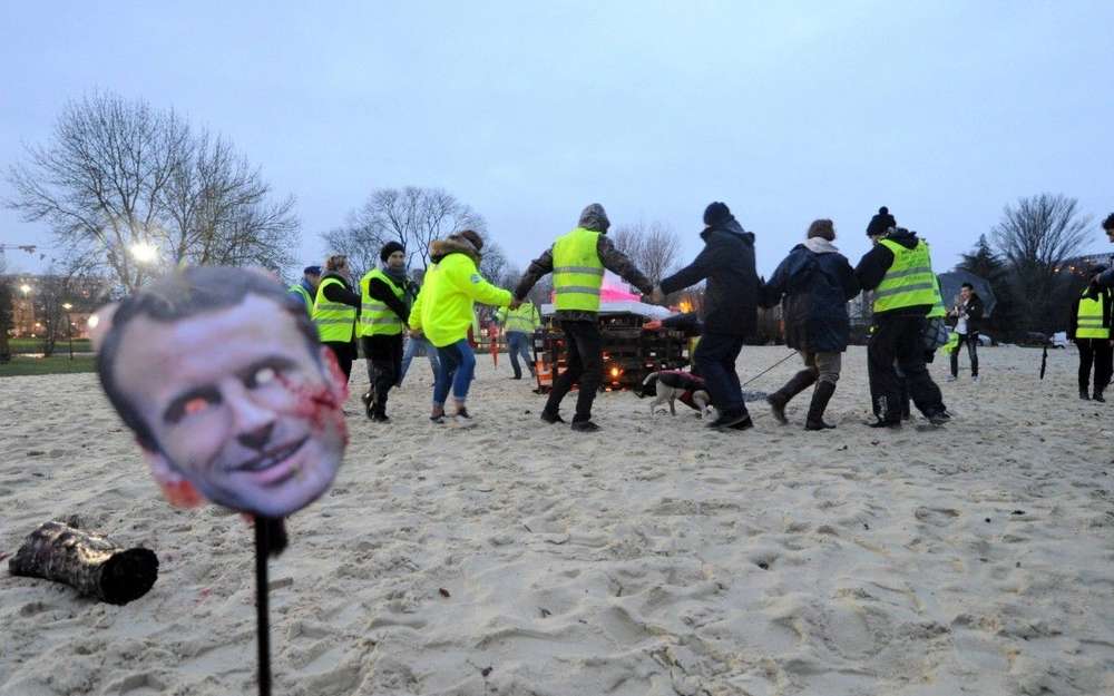 احتجاجات السترات الصفراء في فرنسا