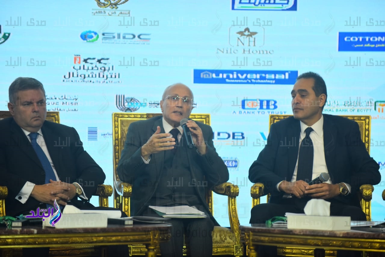 اللواء محمد العصار، وزير الإنتاج الحربي