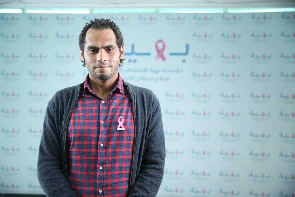 لاعب التنس أنور الكمونى يحكى عن هزيمته المرض لاعب التنس أنور الكمونى يحكى عن هزيمته المرض