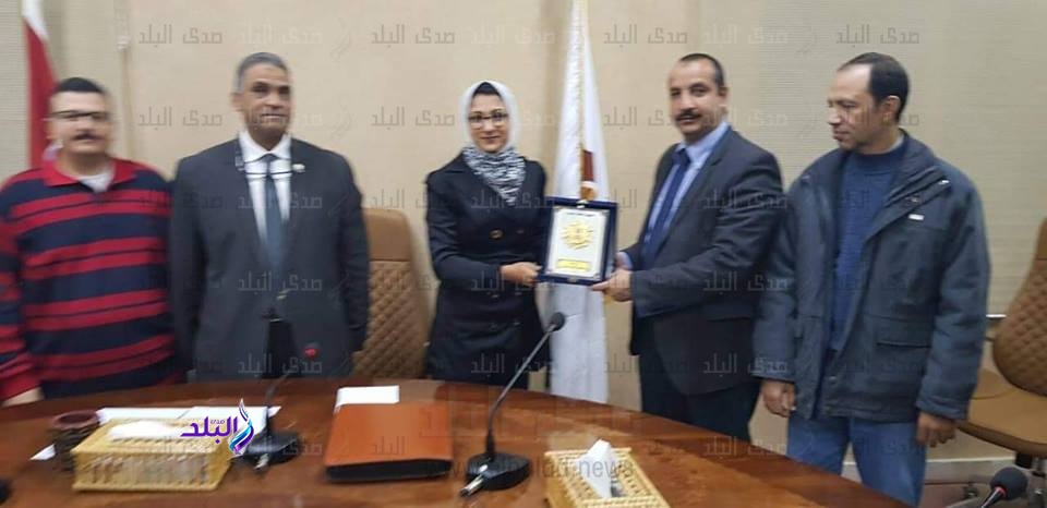 حنان مجدي نائب محافظ الوادي الجديد حنان مجدي نائب محافظ الوادي الجديد
