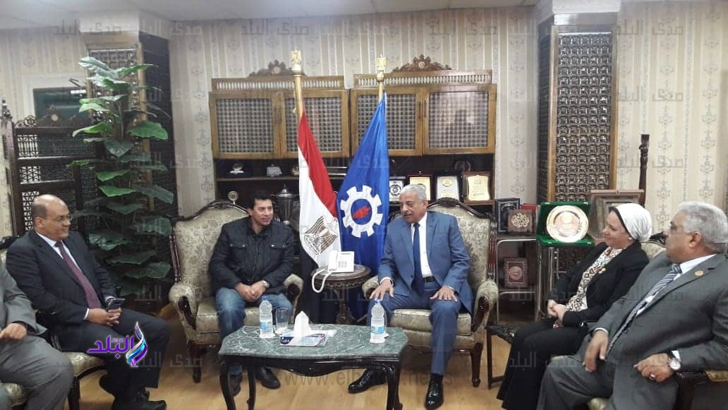  اللواء عبد المجيد صقر و  أشرف صبحي وزير الشباب والرياضة