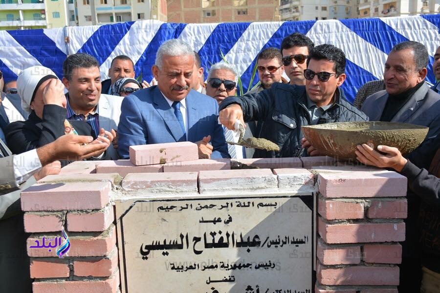 وزير الشباب والرياضة برفقة اللواء عبد المجيد صقر