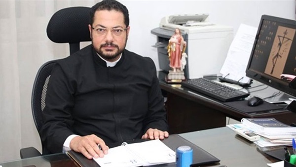الأب هانى باخوم المتحدث باسم الكنيسة الكاثوليكية في مصر  الأب هانى باخوم المتحدث باسم الكنيسة الكاثوليكية في مصر