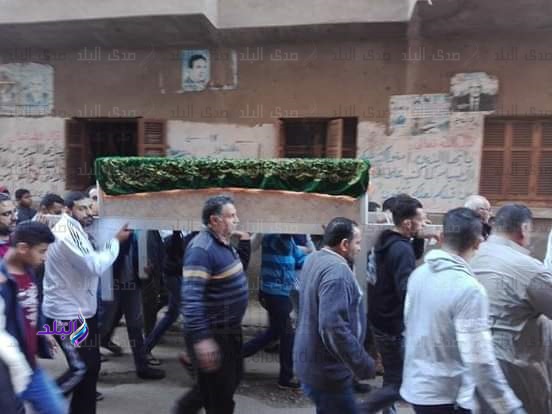 تشييع جثامين أسرة كفر الشيخ المذبوحة تشييع جثامين أسرة كفر الشيخ المذبوحة