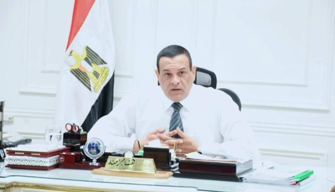 اللواء هشام آمنة محافظ البحيرة