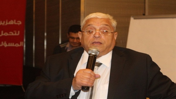 النائب جمال عباس، أمين حزب المصريين الأحرار بأسيوط 
