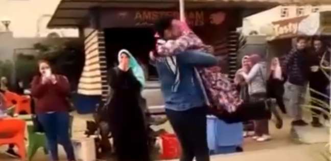 الطالبة الأزهرية بطلة فيديو الحضن 