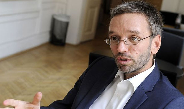 هيربرت كيكل