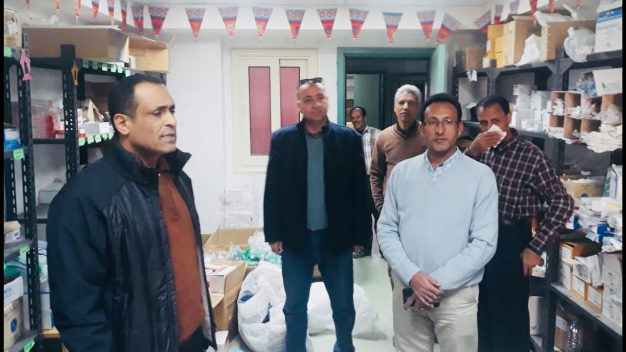 وكيل وزارة الصحة في زيارة مفاجئة لمستشفي العريش العام وكيل وزارة الصحة في زيارة مفاجئة لمستشفي العريش العام