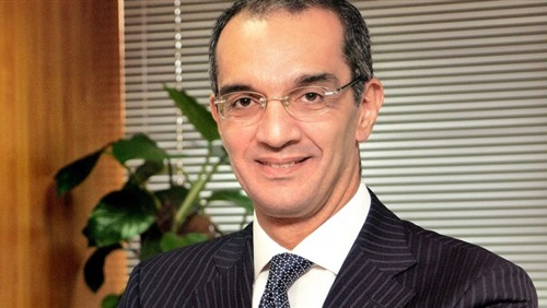  الدكتور عمرو طلعت وزير الاتصالات وتكنولوجيا