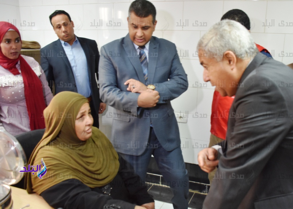 المحافظ يتابع فعاليات المبادرة المحافظ يتابع فعاليات المبادرة