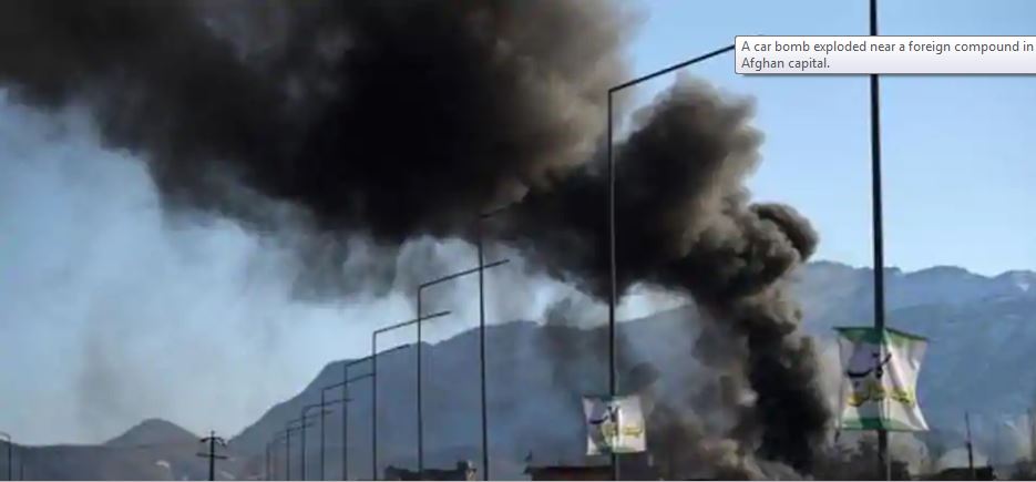 سيارة مفخخة تستهدف القرية الخضراء