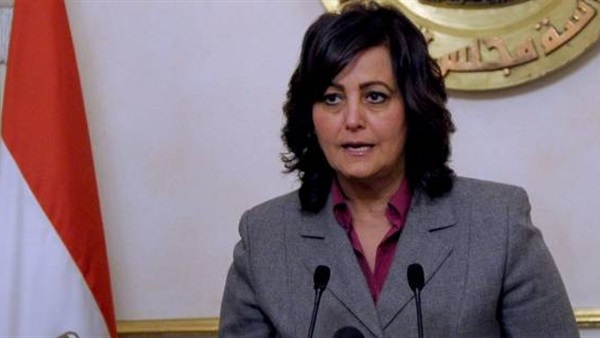 الدكتورة منى محرز نائب وزير الزراعة 