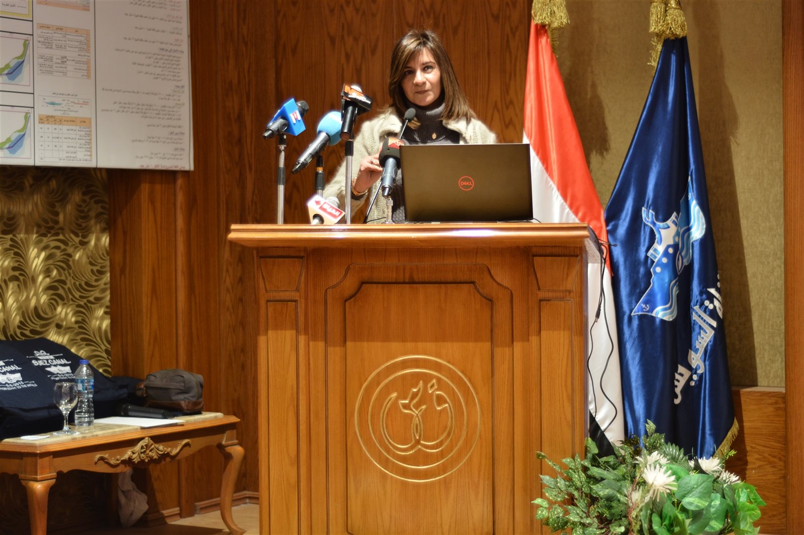 نبيلة مكرم نبيلة مكرم