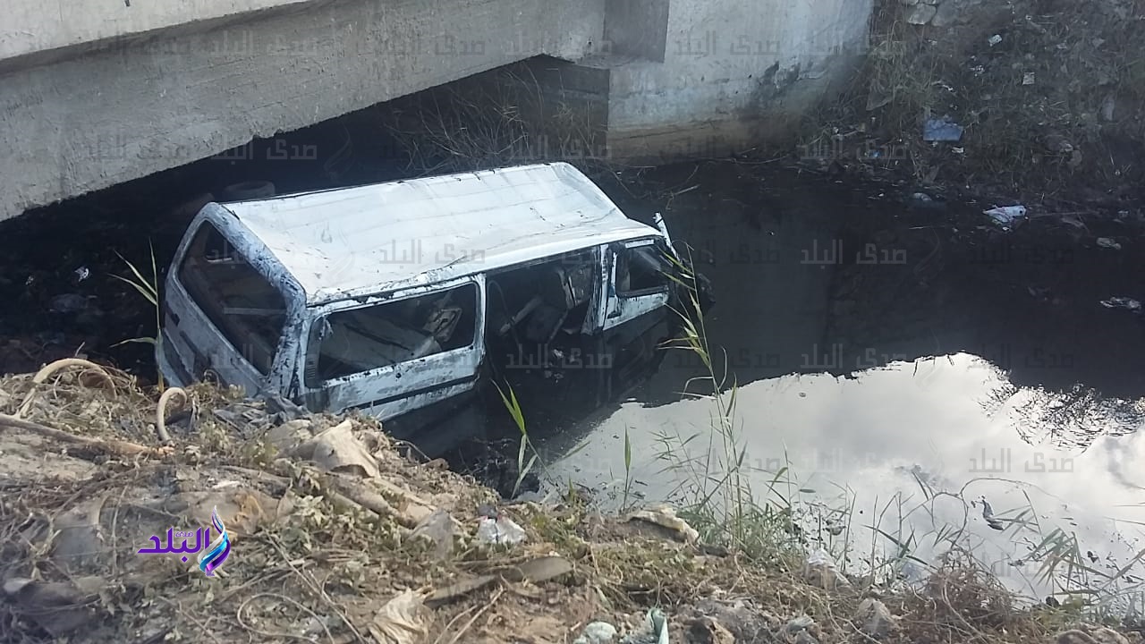 انقلاب سيارة ميكروباص برشاح 