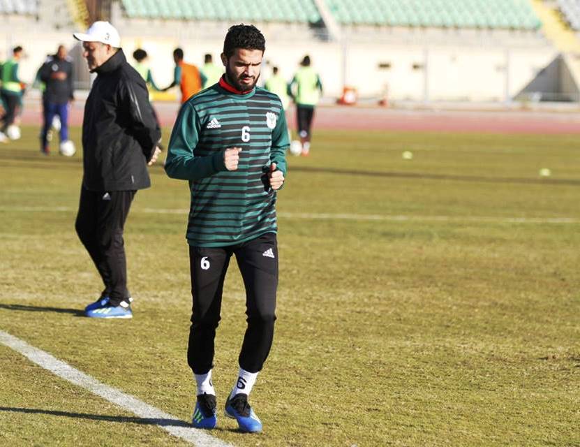 محمد شطة لاعب الفريق الأول للكرة بالنادي المصري