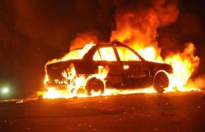 السيطرة على حريق في سيارة ملاكي السيطرة على حريق في سيارة ملاكي