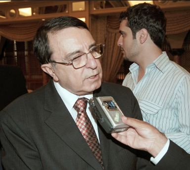 وزير الثقافة السوري آغا