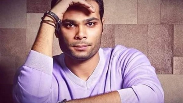 الفنان أحمد عبدالله الفنان أحمد عبدالله