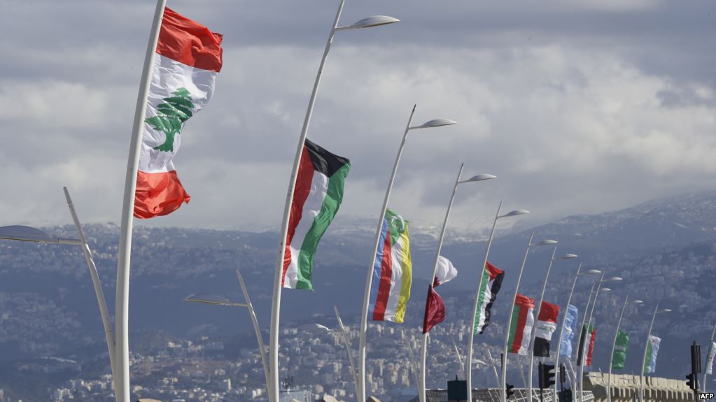 أعلام الدول العربية ترفرف على ضاحية بيروت