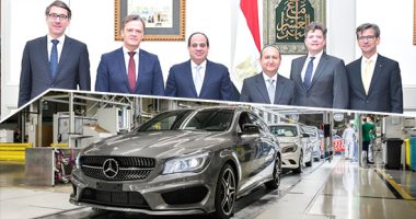 صورة من لقاء الرئيس بمسئولى الشركة