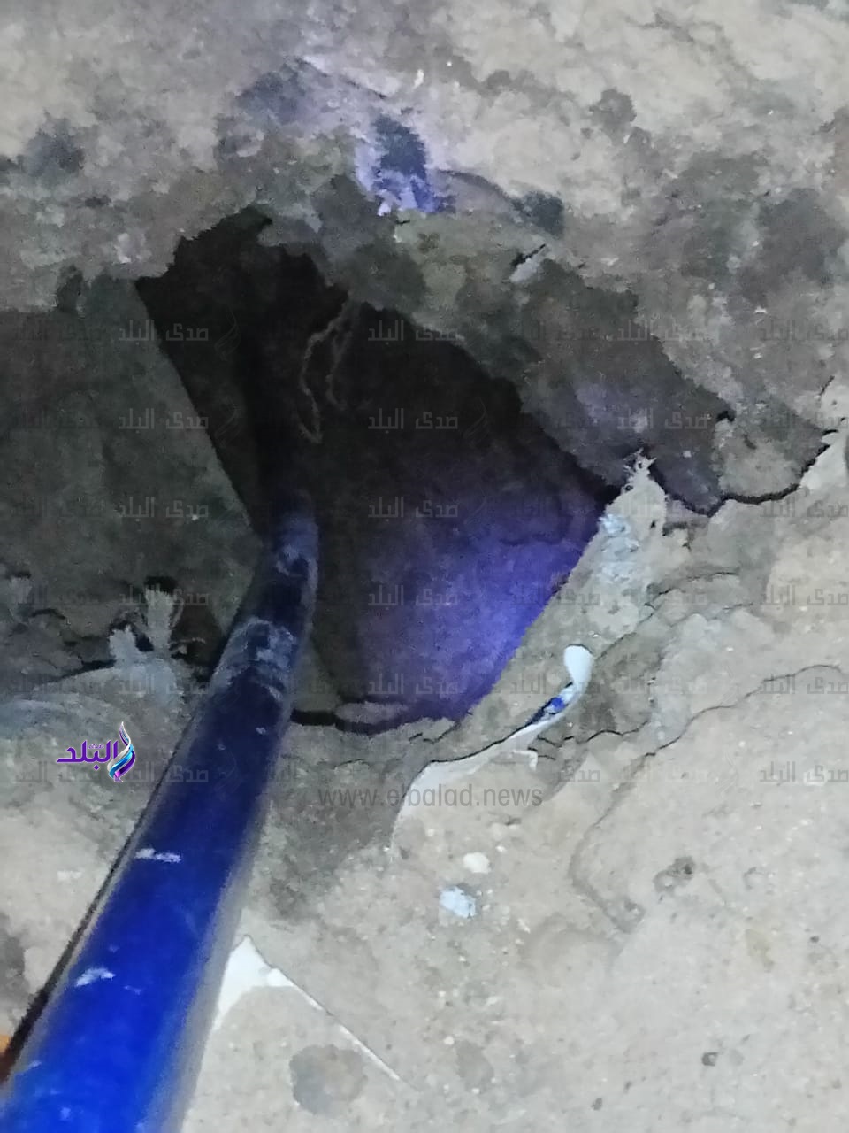 انهيار أرضي في أحد الشوارع بشبرا الخيمة انهيار أرضي في أحد الشوارع بشبرا الخيمة