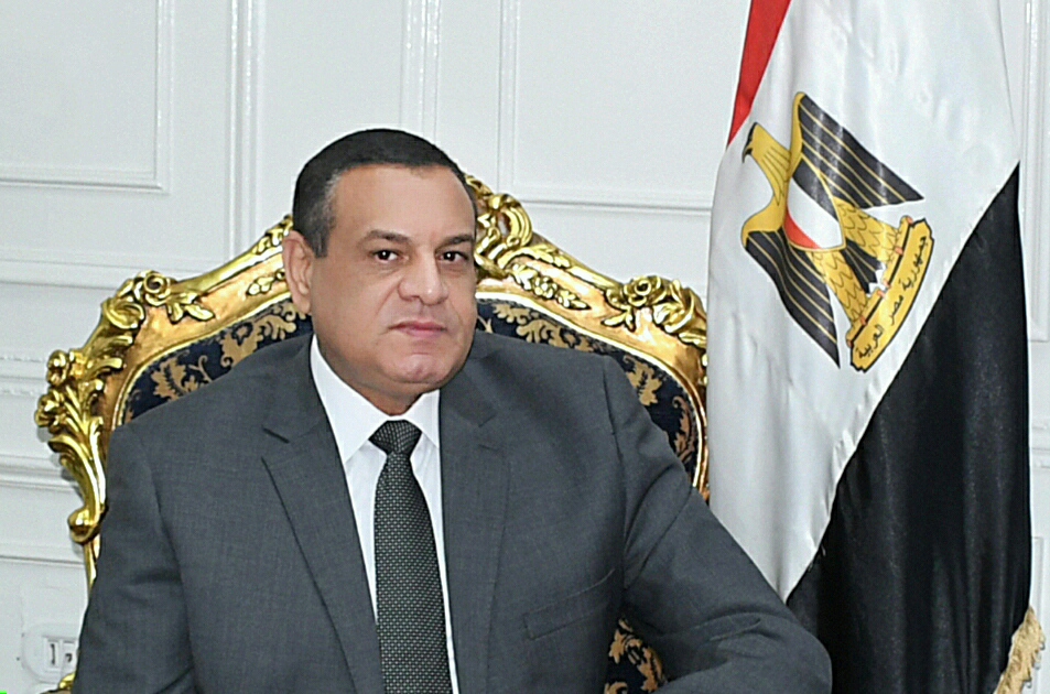 اللواء هشام آمنة _ محافظ البحيرة