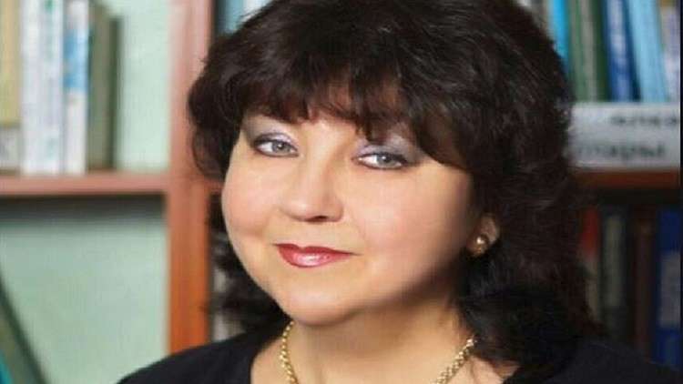 المغنية خاليولوفا