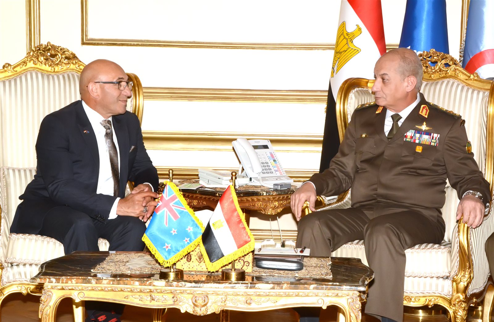 الفريق أول محمد زكى القائد العام للقوات المسلحة 