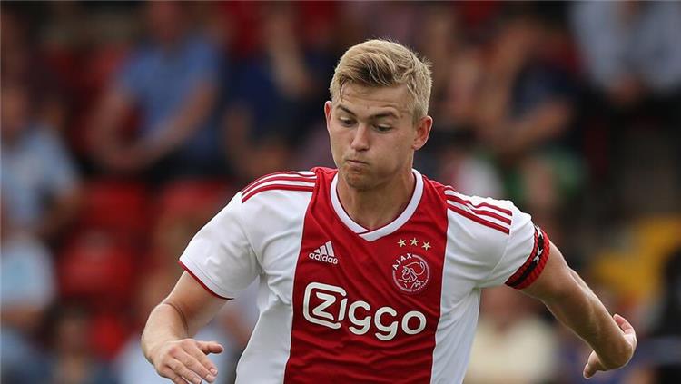 ماتياس دي ليخت