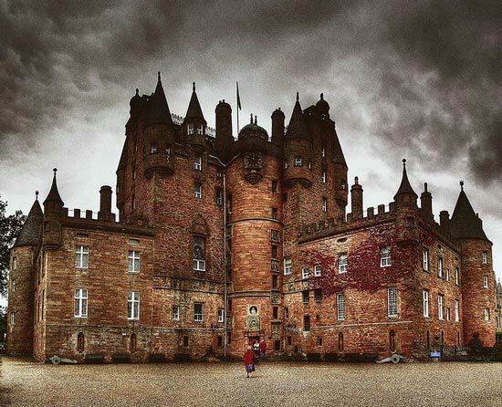 قلعة غلامس فى اسكتلندا